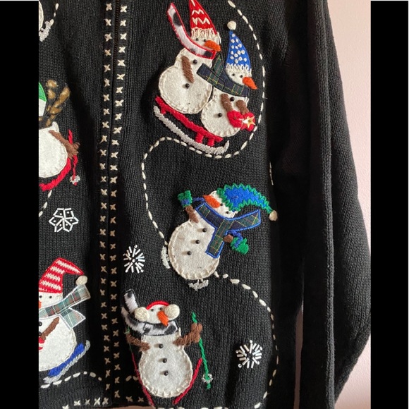 Lemon Grass Embroidered Snowmen Christmas Sweater - Picture 2 of 4